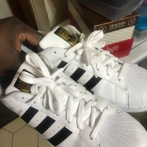 le adidas super star poshmark le adidas super star poshmark